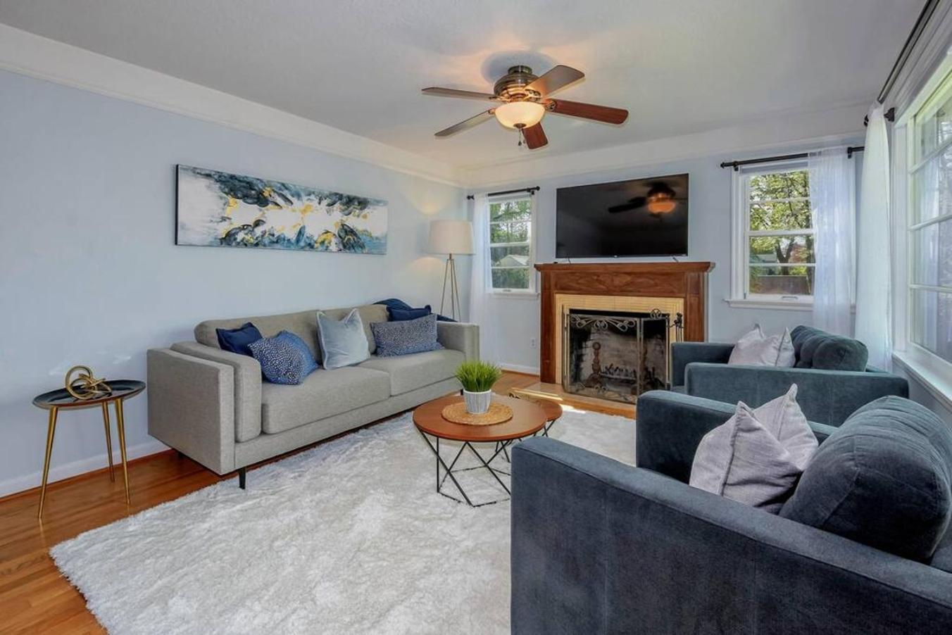 Style Meets Comfort In Beautiful Design *